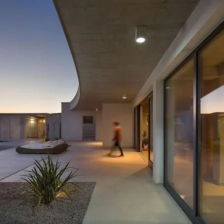 Mayan Comfortable Holiday Villa *